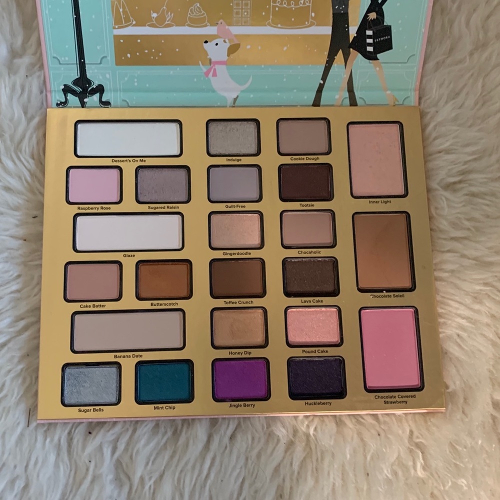Too Faced Christmas in New York Palette
